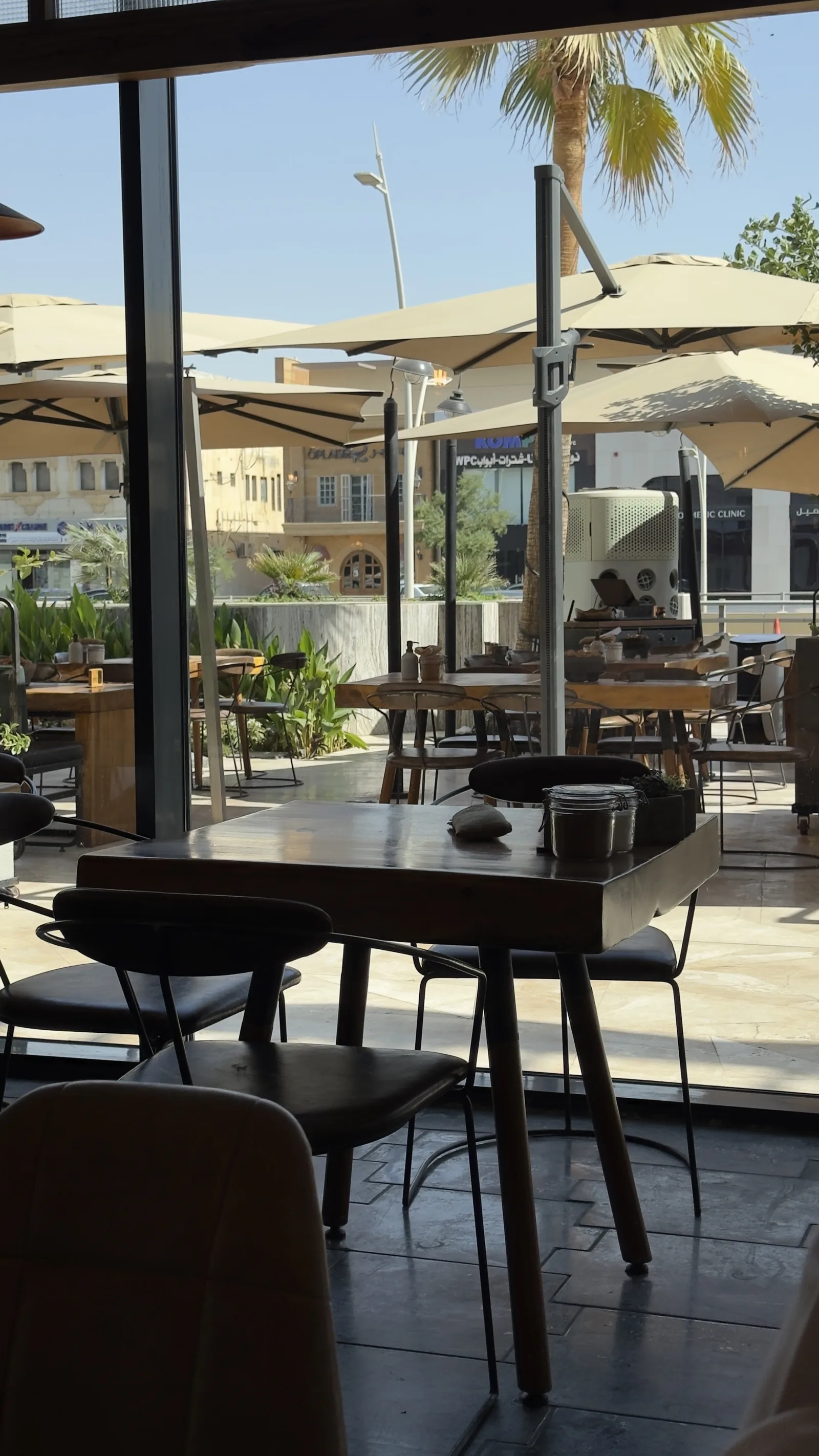 صورة من لانش روم (Lunch Room)
